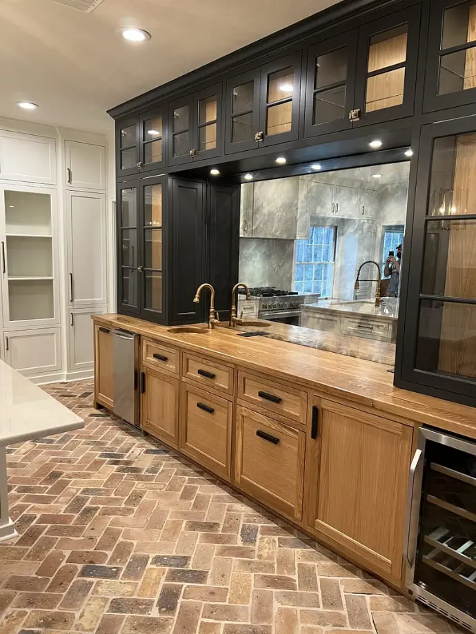 Oak and black wet bar